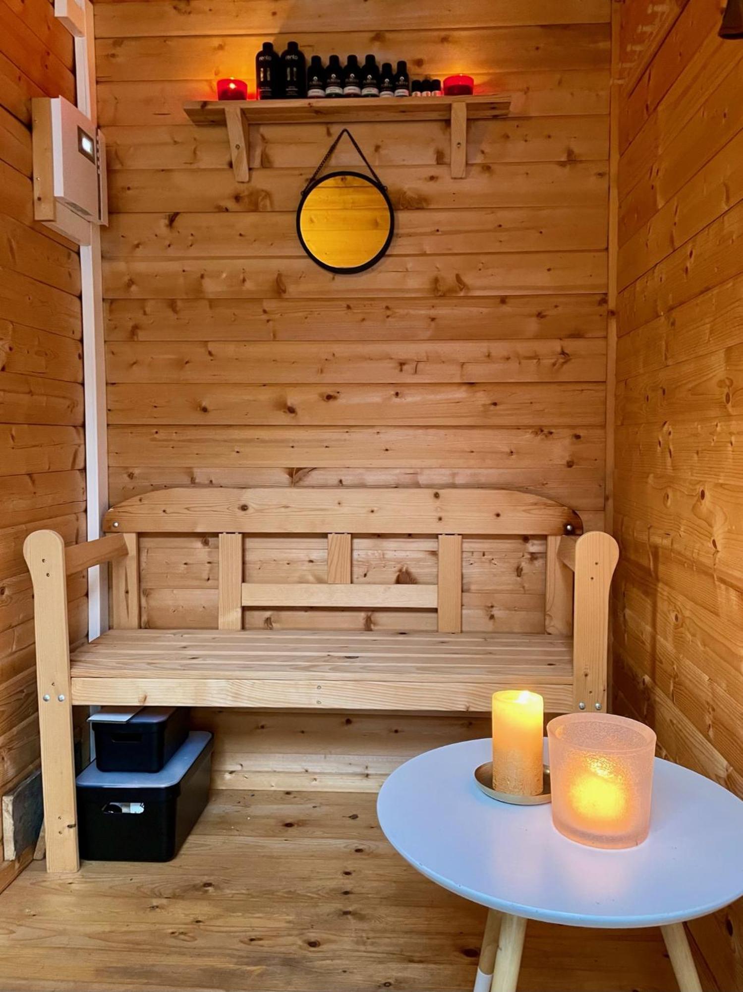 Modernes Holzhaus Im Skandinavischen Stil Mit Sauna, Garten Und 2 Katzen Norderstedt Exterior foto